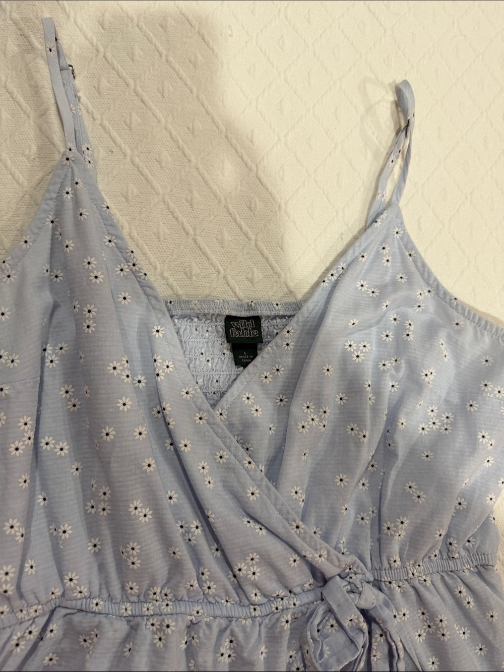 Wild Fable Light Blue Daisy Print Wrap Romper -L - Picture 3 of 7